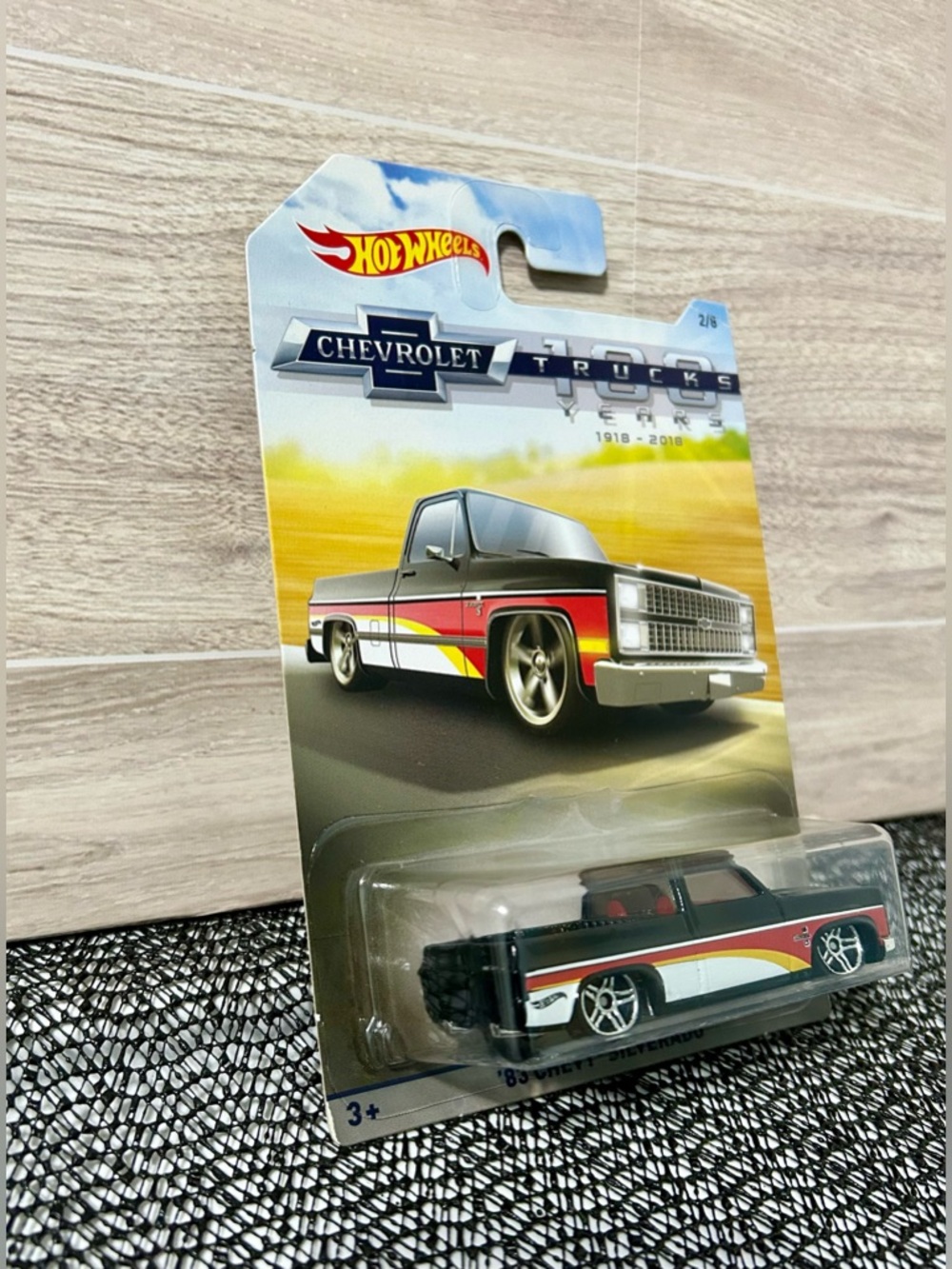Hot Wheels 83 Chevy Silverado 100 years Trucks Edition - Picture 6 of 8